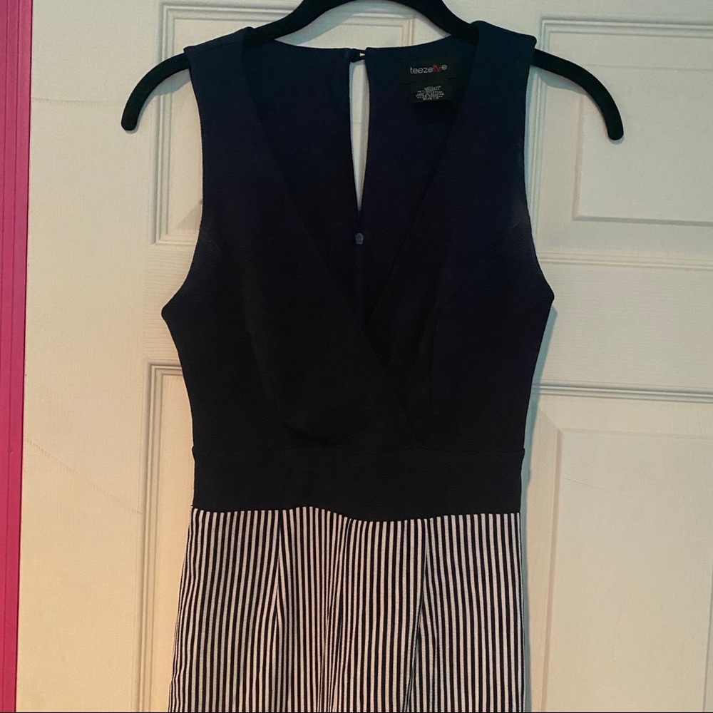 Vneck Navy Jumper
